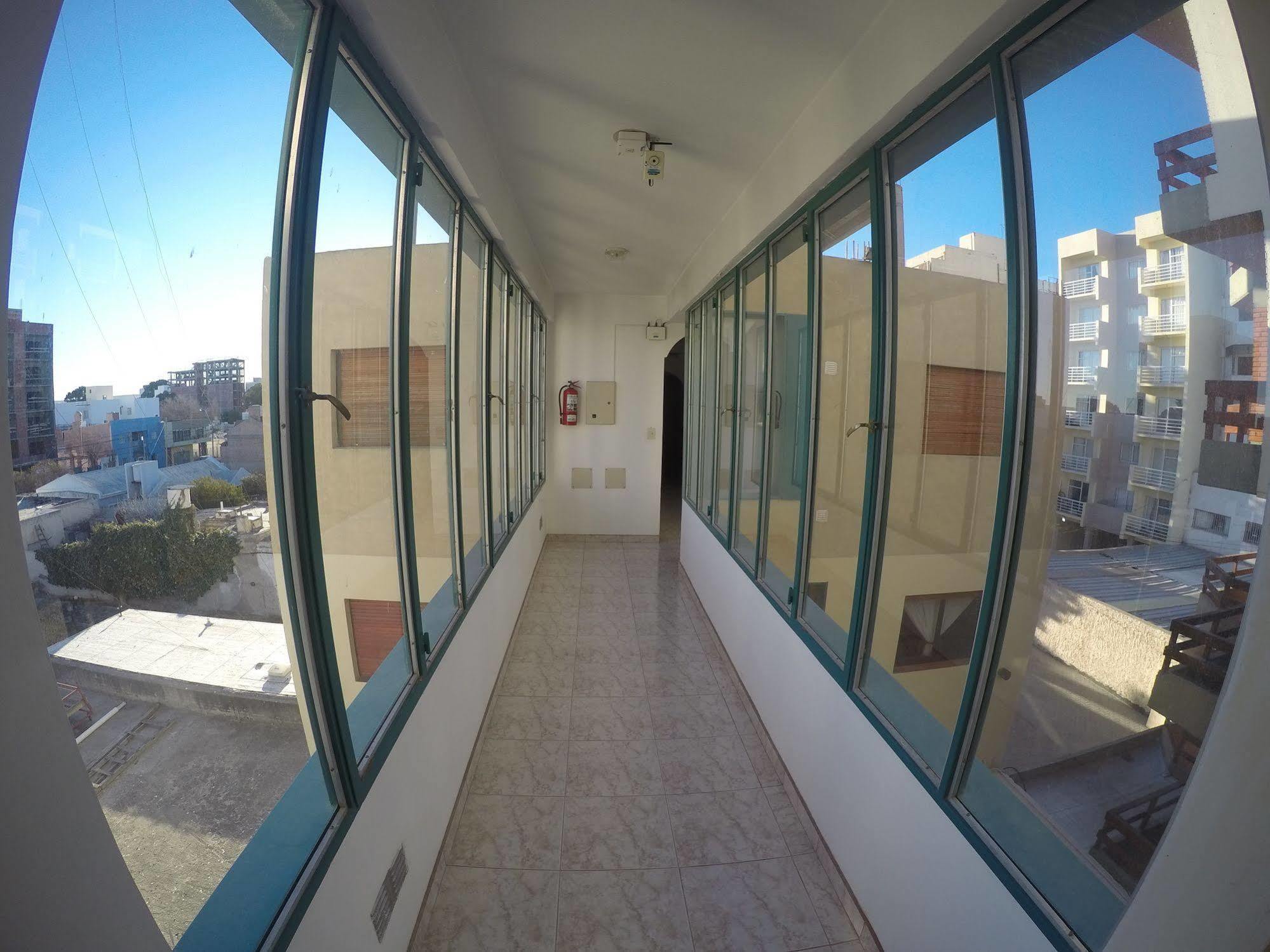 Apartamento Complejo El Puente Puerto Madryn Exterior foto